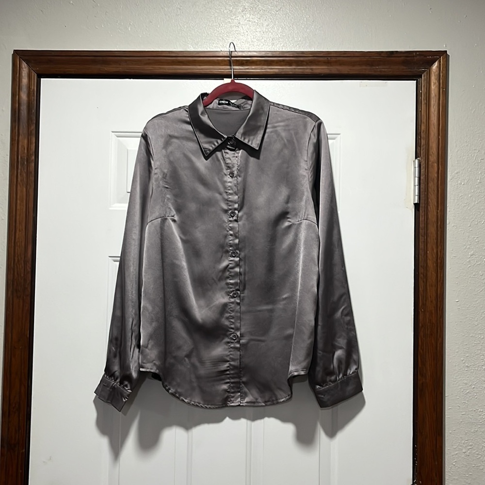 SHEIN XL Dusty Purple Long sleeve Collared Button down Shirt GUC Fall Winter